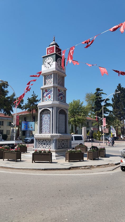 tile-covered buildings in Iznik