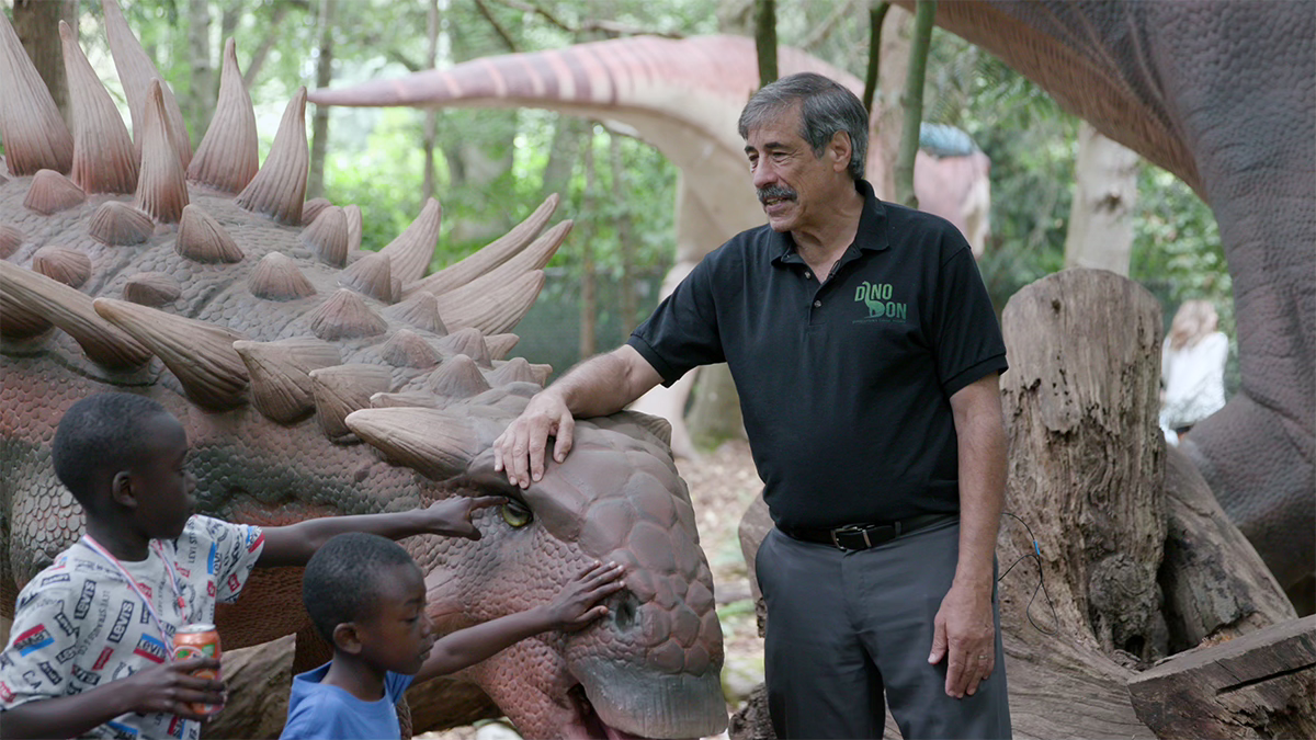 Dino Don Lessem and a dinosaur