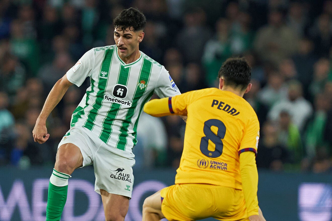 Betis: Johnny Cardoso, de menos a más en su debut como verdiblanco | Marca Betis: Johnny Cardoso, de menos a más en su debut como verdiblanco | Marca