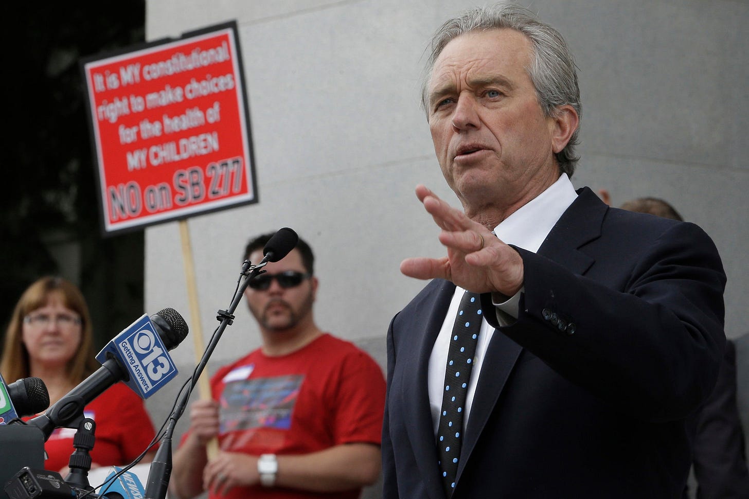 Robert F. Kennedy Jr. kicked off Instagram for vaccine misinformation ...