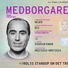 Skrattet fastnar i halsen när Özz Nûjen vänder blicken mot oss själva