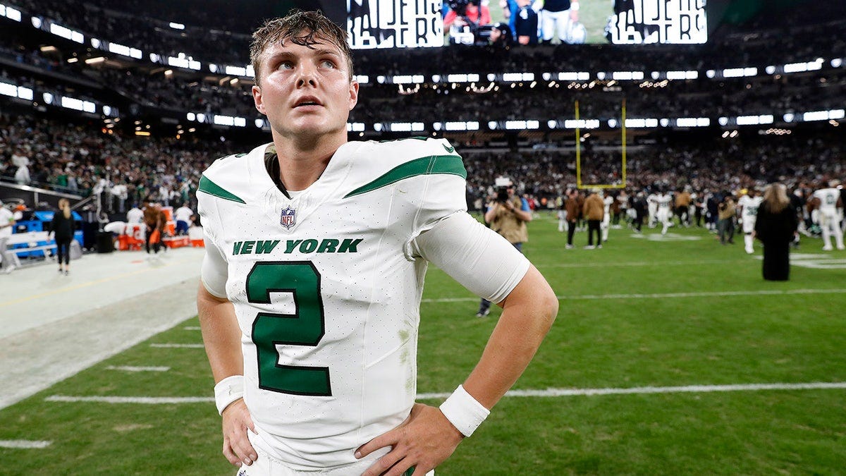 Zach Wilson understands Jets' decision to bench him: 'We're not putting up  points' | Fox News