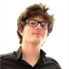 Substack profile picture for @olivier