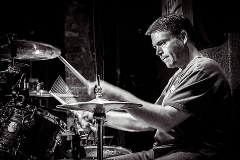 Under the Influence / all photos by Troy Larson © FallstownFUSE