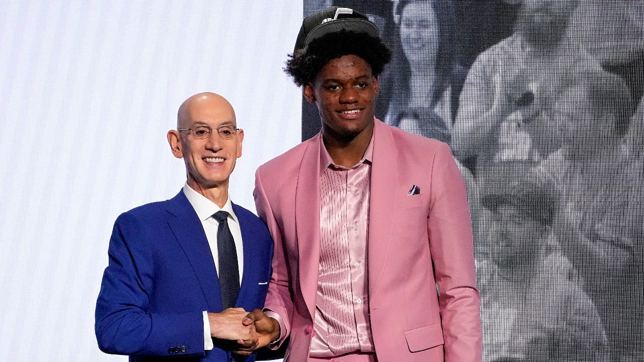 Taylor Hendricks puts 'God first,' goes No. 9 to Jazz in NBA draft