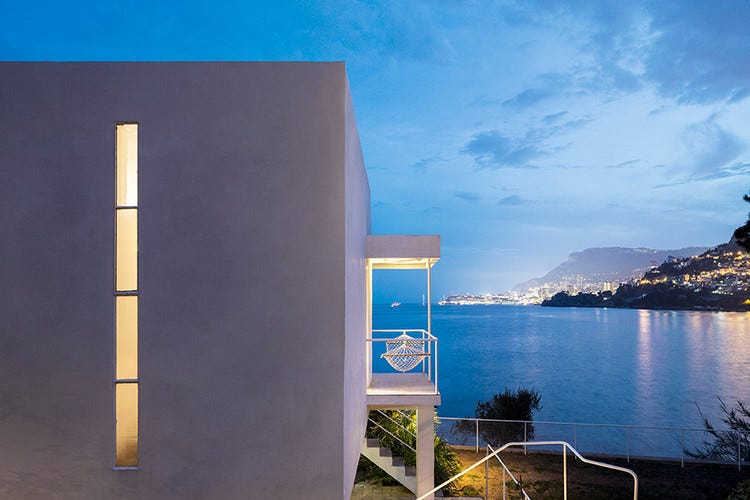 E-1027 外觀與海岸關係|來源:Manuel Bougot / ArchDaily-Metropolis E-1027 外觀與海岸關係|來源:Manuel Bougot / ArchDaily-Metropolis