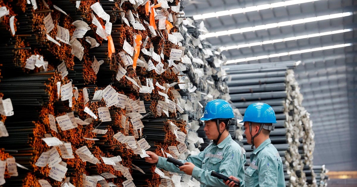 Sản lượng bán hàng thép xây dựng Hòa Phát tháng 12/2025 lần đầu tiên đạt  mức kỷ lục mới sau 34 năm