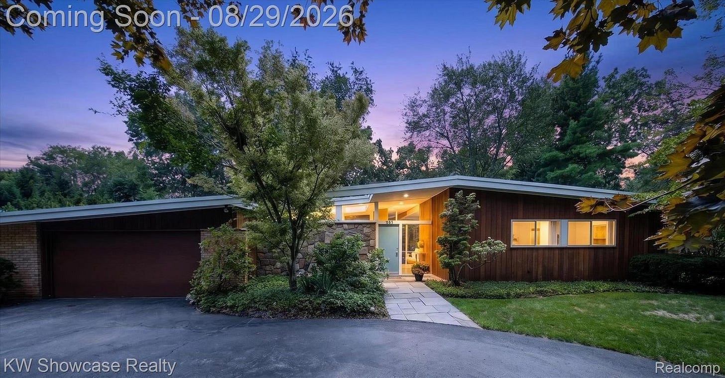 1st Time on the Market in Bloomfield Hills, MI - $579,000