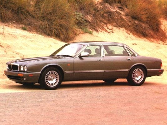 1996 Jaguar XJ12 Pictures