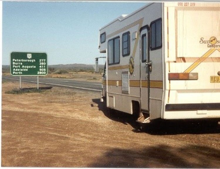 1992 my children (age 8 and 11) my father (87) and me drove this RV for a month