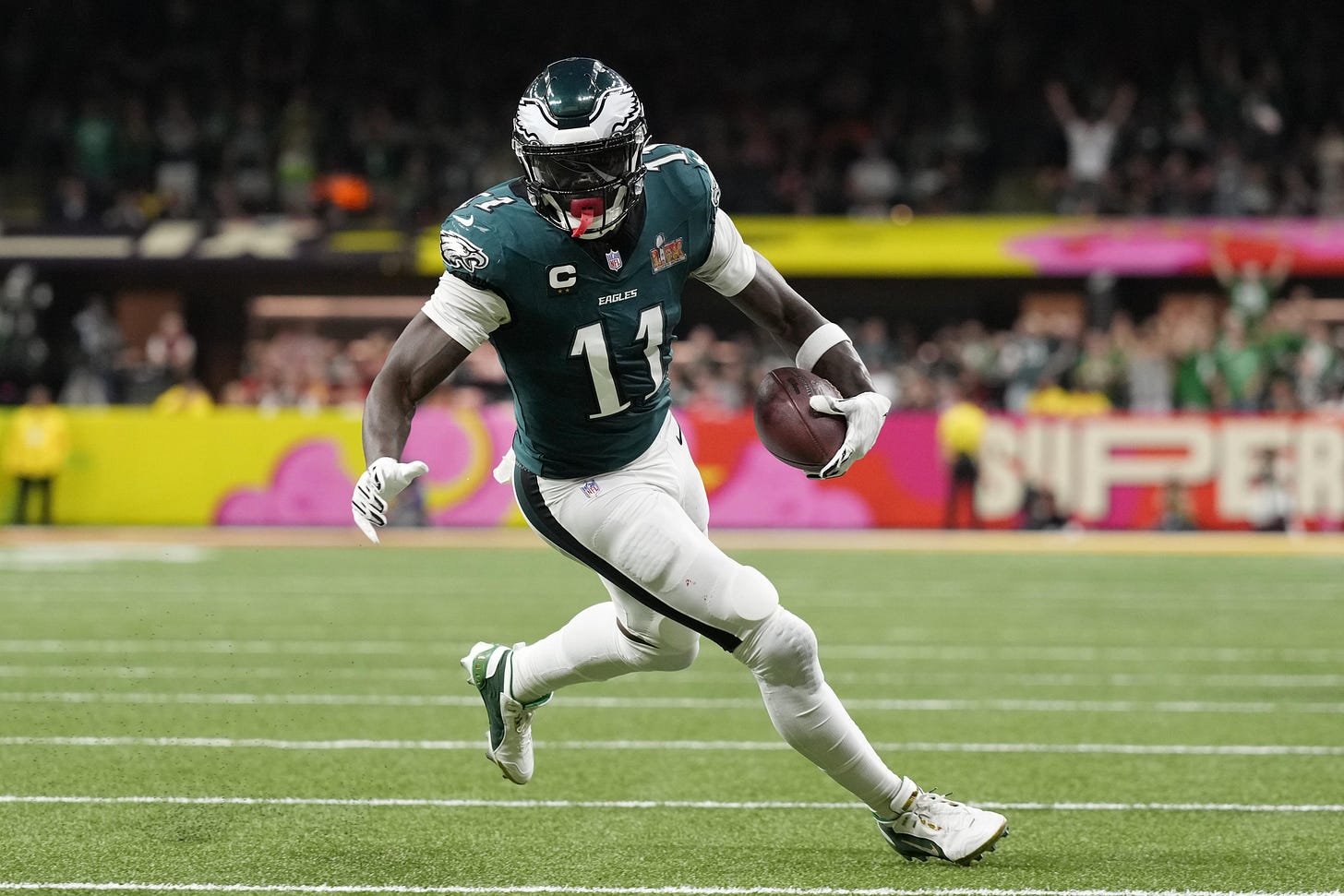 Eagles Reportedly Won't Trade A.J. Brown amid 'Internet Speculation' Before NFL Draft Eagles Reportedly Won't Trade A.J. Brown amid 'Internet Speculation' Before NFL Draft