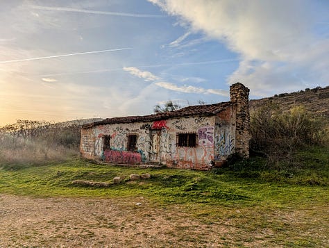 Images of a hiking trip to Las Cárcavas