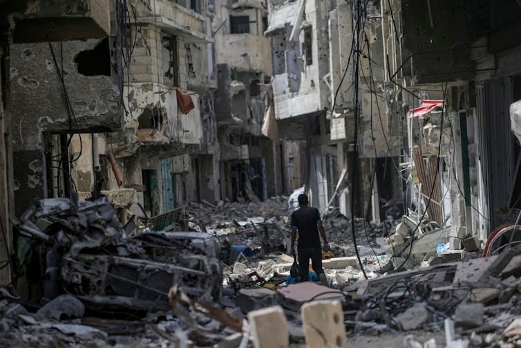 Destroyed buildings in Khan Younis. Destroyed buildings in Khan Younis.