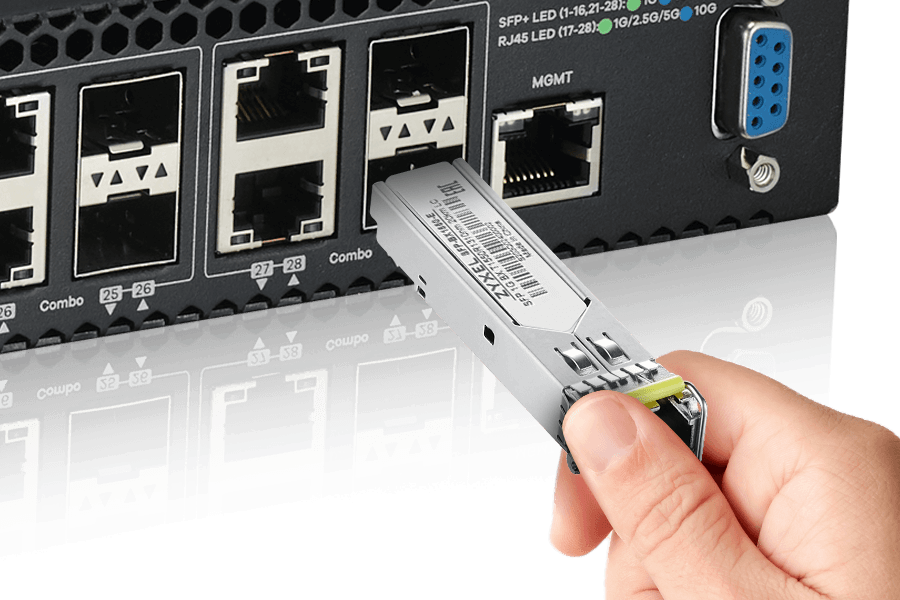 Why Co-Packaged Optics Uses External Lasers Instead of Integrated Sources