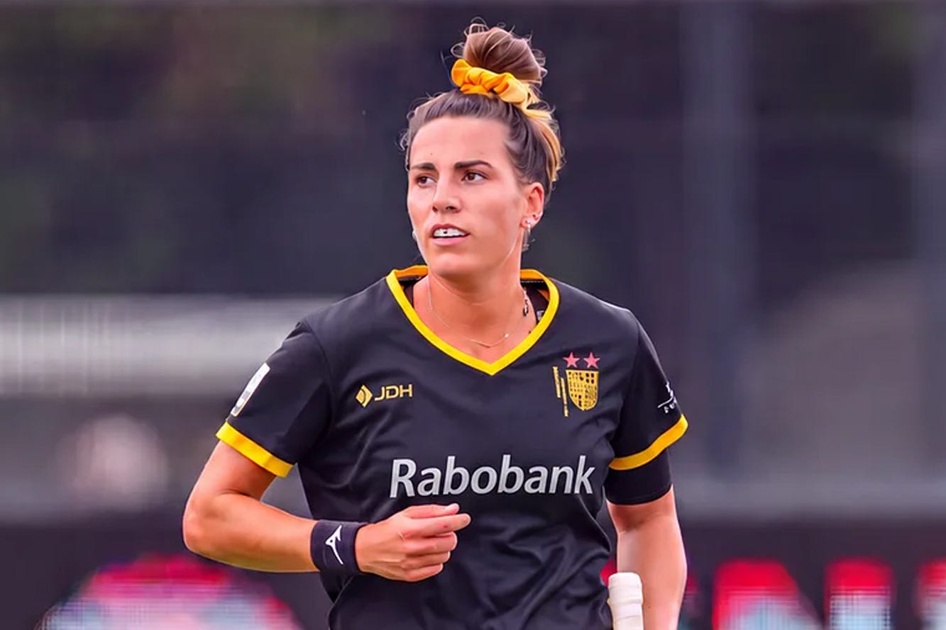 Frédérique Matla en un partido con el Den Bosch. Frédérique Matla en un partido con el Den Bosch.