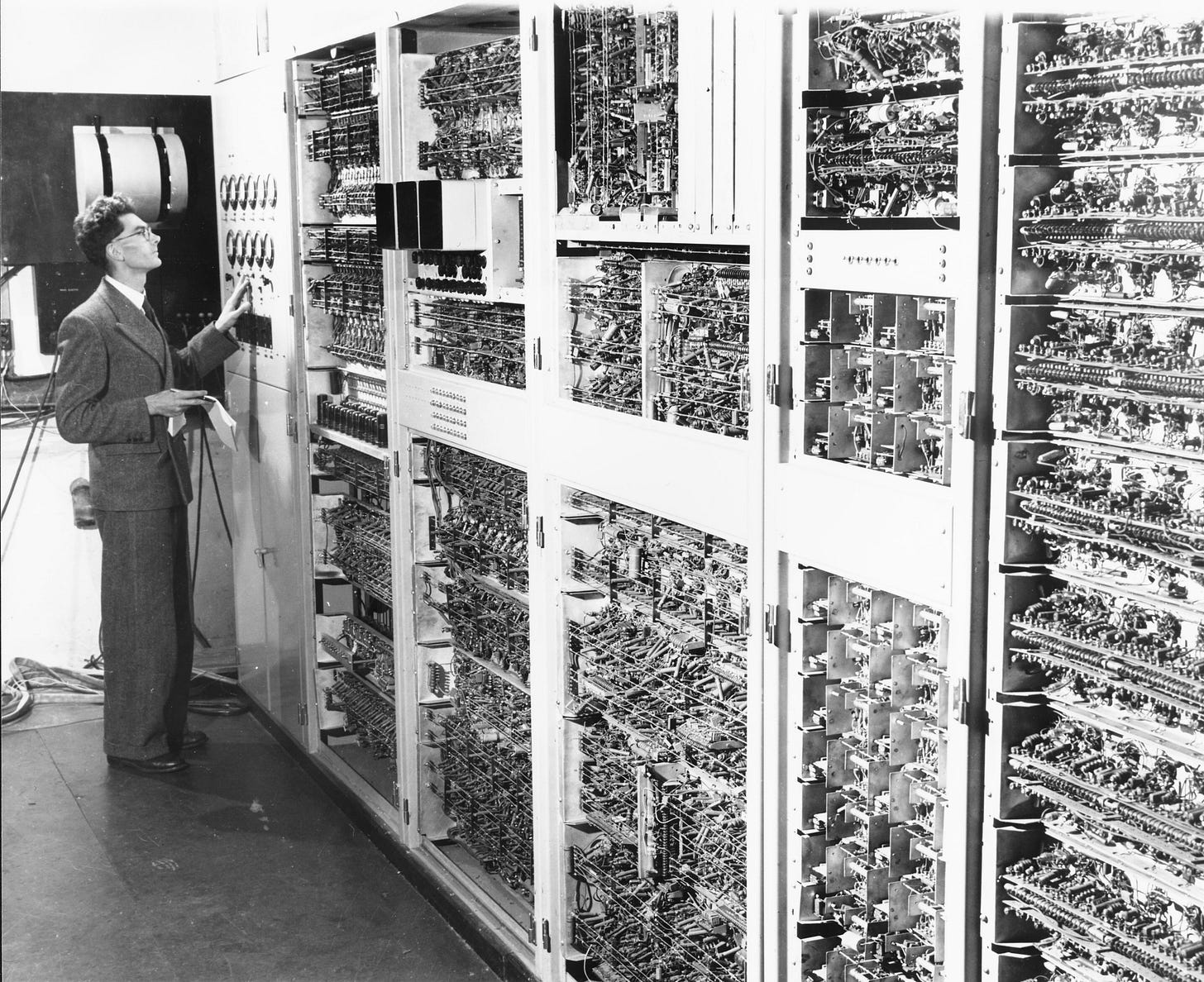 Photograph - CSIRAC Computer, Trevor Pearcey, Sydney, 5 Nov 1952 Photograph - CSIRAC Computer, Trevor Pearcey, Sydney, 5 Nov 1952