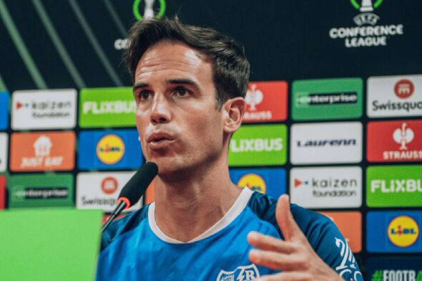 Iñigo Pérez: "A 2026 le pediría la salvación y un viaje masivo a la final  de Conference"