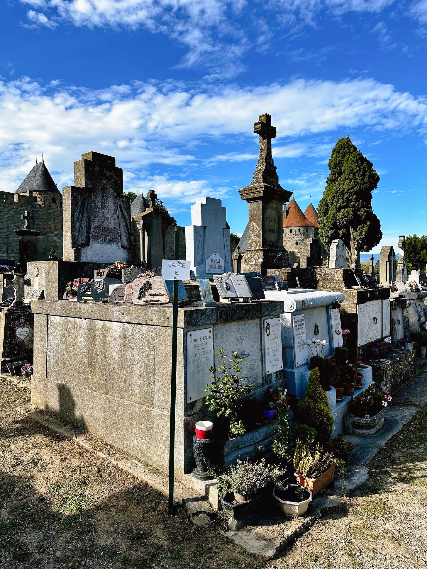 Carcassonne’s Old Cemetery