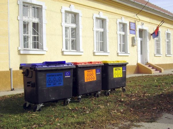 File:Trash cans Mosnita Noua.jpg File:Trash cans Mosnita Noua.jpg