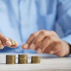 Comment investir dans les faits: petit à petit et à intervalles réguliers