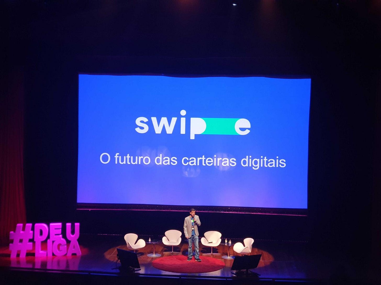 Não foi fornecido texto alternativo para esta imagem