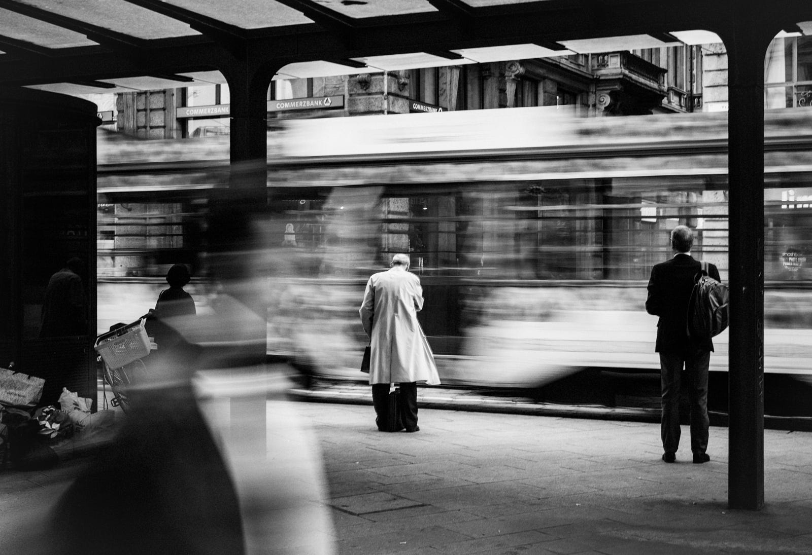 https://iso.500px.com/a-simple-secret-to-better-street-photography/ https://iso.500px.com/a-simple-secret-to-better-street-photography/