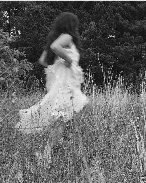 The Travelling Wedding Dress | Bride 4