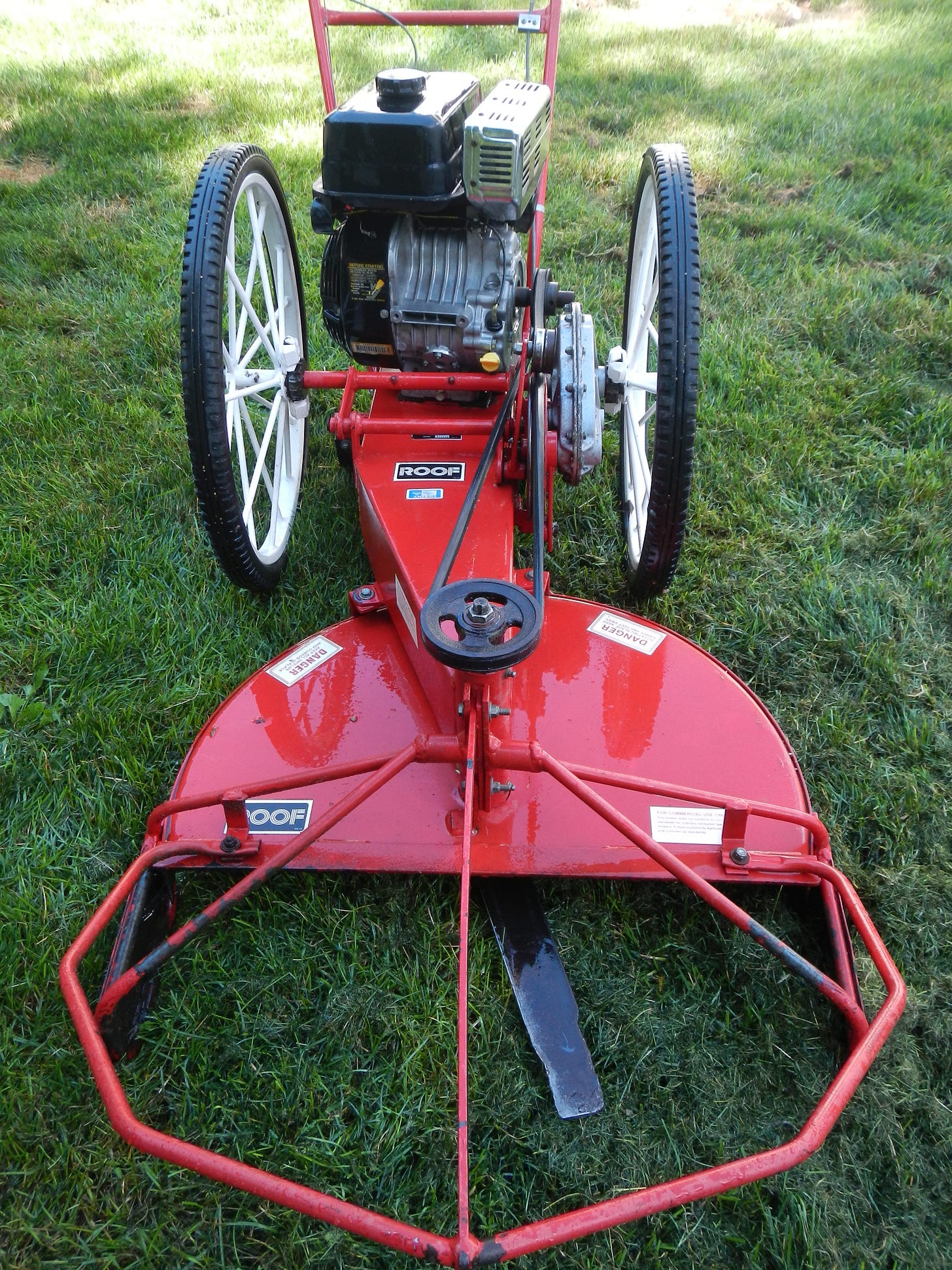 Roof Manufacturing VP 75 Brush Mower