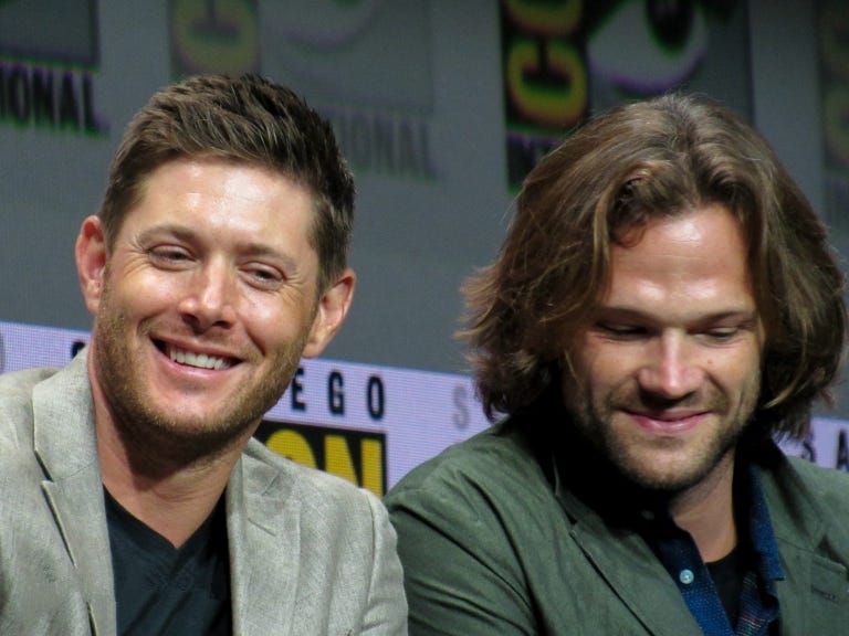 supernatural jared padaclecki jensen ackles comic con panel 2017 768x576-001 supernatural jared padaclecki jensen ackles comic con panel 2017 768x576-001