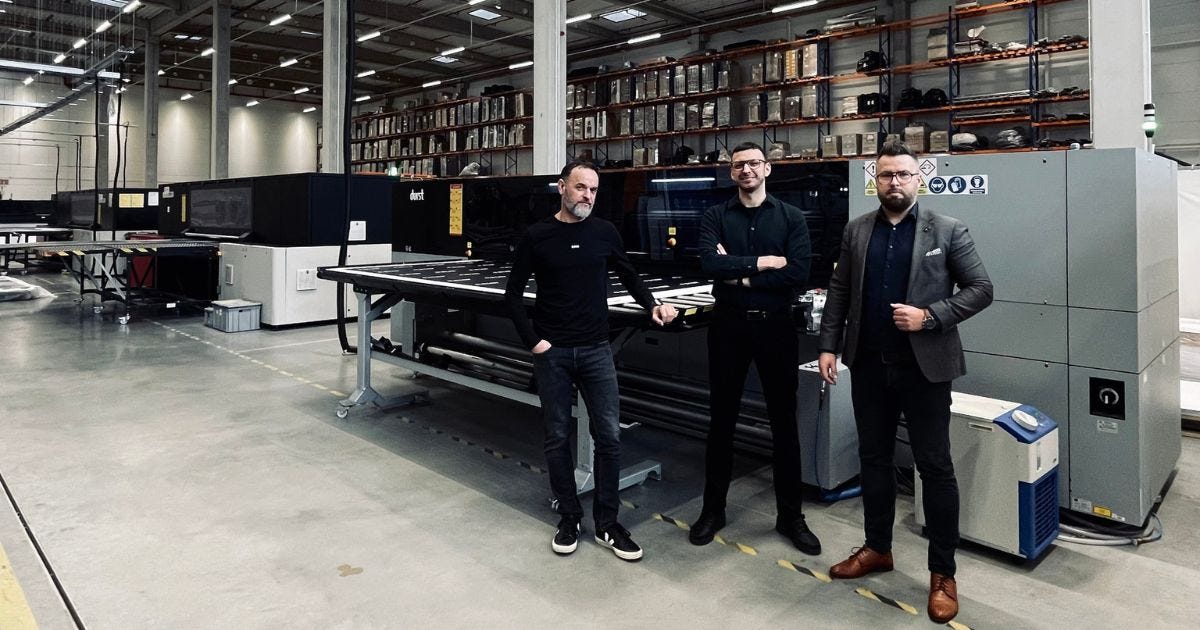 SimpliCity Prints Nearly 300,000 m² Annually on Durst P5 350
