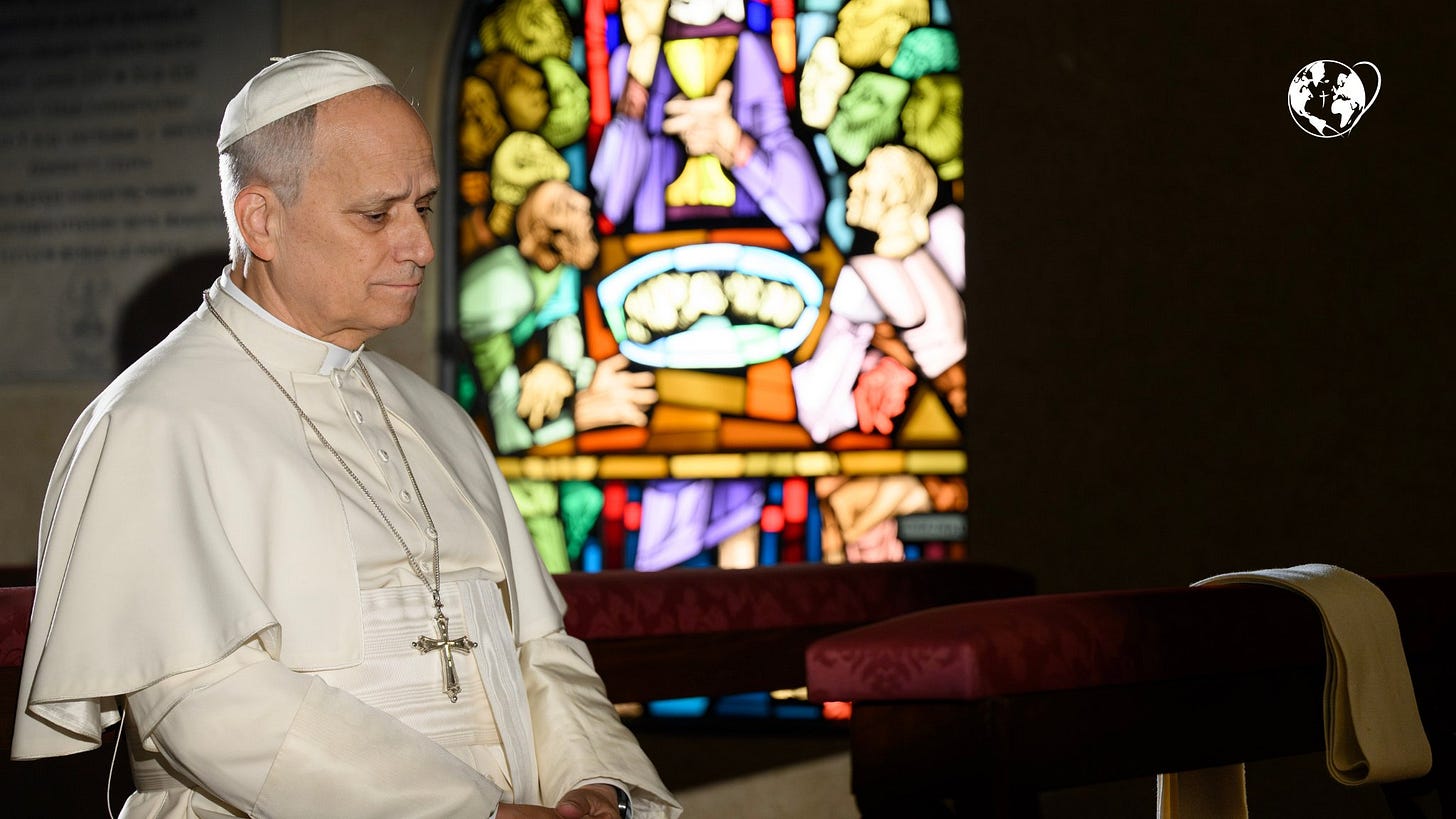 León pide orar por los sacerdotes | Angelus en Español León pide orar por los sacerdotes | Angelus en Español