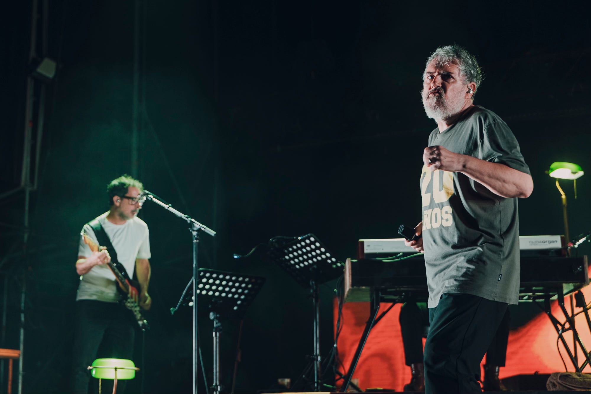 Iván Ferreiro en directo en Nits de Vivers, València
