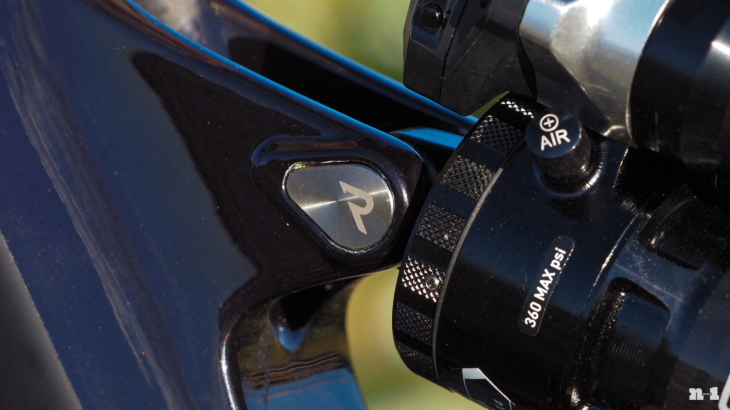Revel Rascal v2 titanium shock hardware Revel Rascal v2 titanium shock hardware