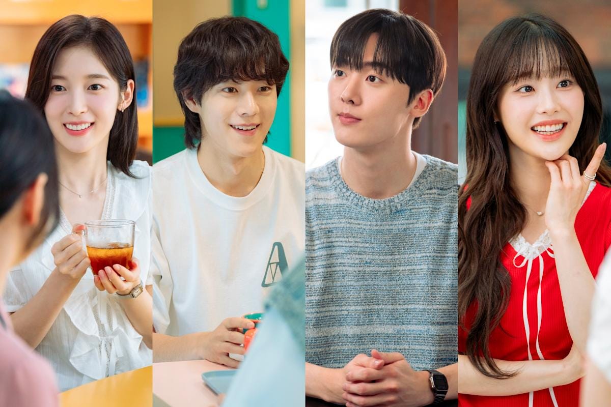 Left to Right: Arin, Yoo Jung-hoo, Yoon San-ha, and Chuu/Viki
