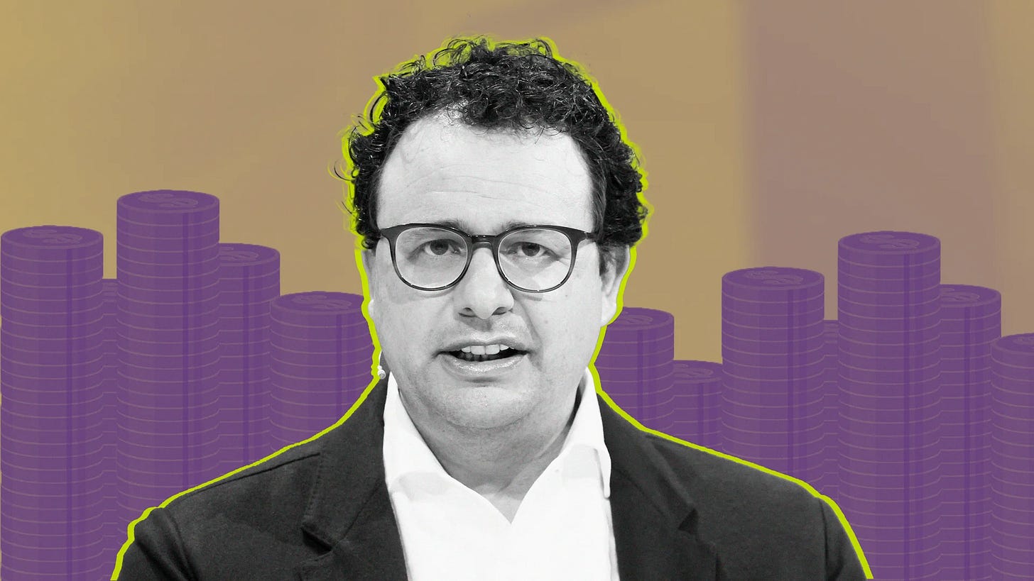 Dario Amodei Predicts the First Billion-Dollar Solopreneur by 2026