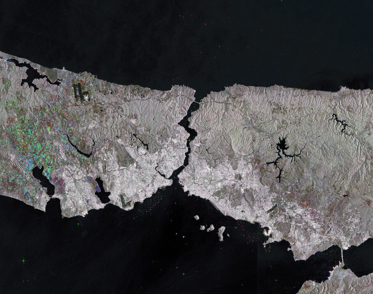 Captured by the Copernicus Sentinel-1 mission, this image shows the narrow strait that connects eastern Europe to western Asia: the Bosphorus in northwest Turkey. The image contains satellite data stitched together from three radar scans acquired on 