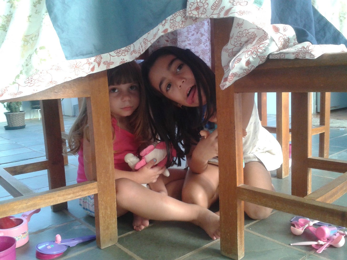 Cabaninha na casa de vó...