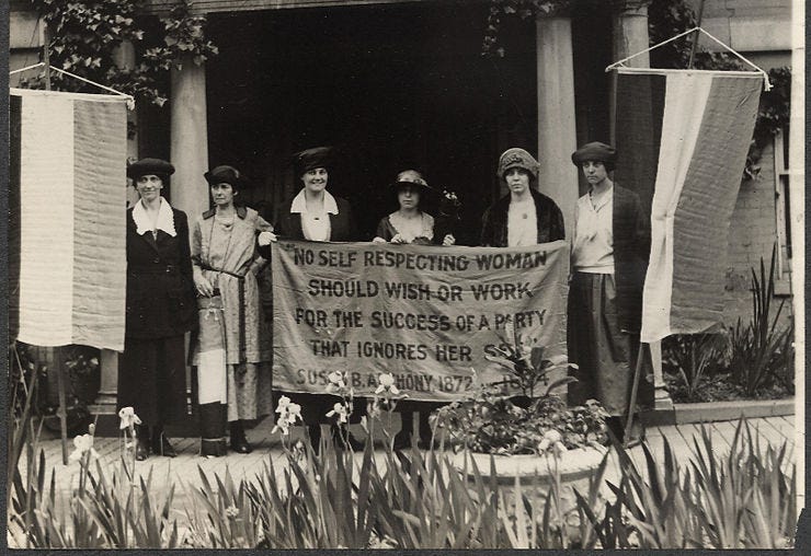 Officers of the National Woman's Party, a militant organization promoting woman suffrage, as they were about to leave June 20, 1920 for the Republican Party's national convention in Chicago. (LIBRARY OF CONGRESS) Officers of the National Woman's Party, a militant organization promoting woman suffrage, as they were about to leave June 20, 1920 for the Republican Party's national convention in Chicago. (LIBRARY OF CONGRESS)