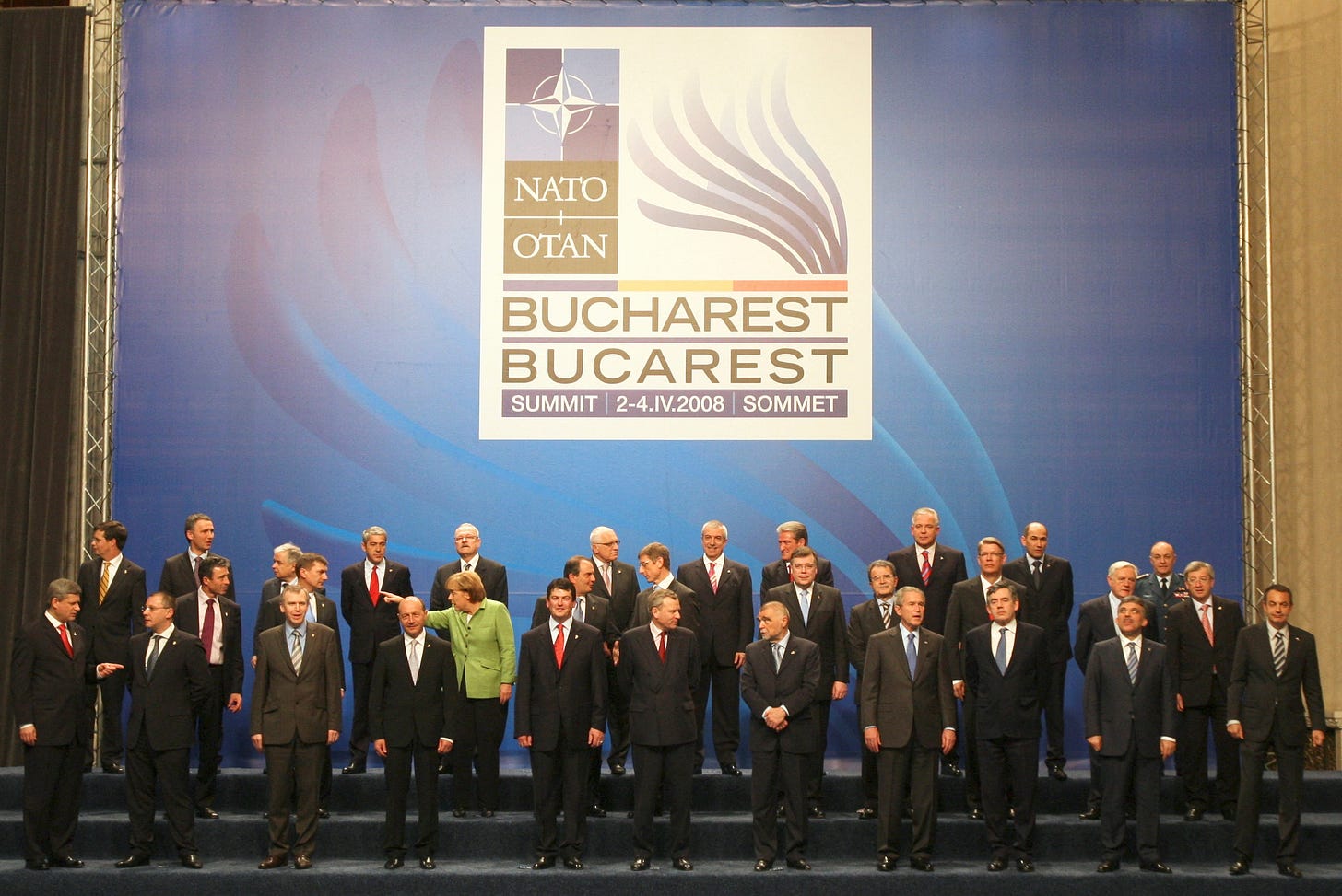 Bucharest declaration: NATO's Ukraine debate still haunted by 2008 summit |  Reuters