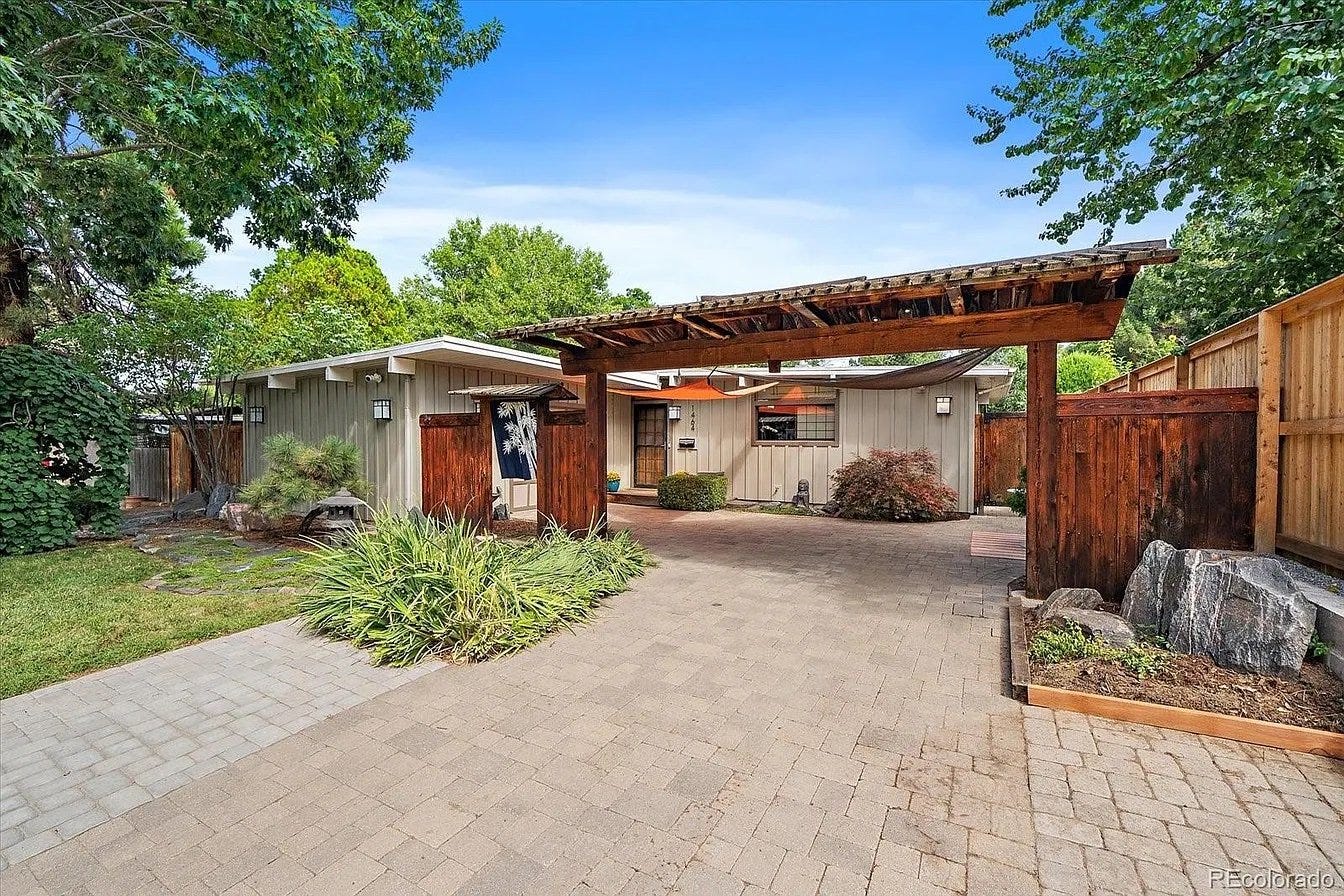 MCM in Krisana Park, Denver - $765,000 MCM in Krisana Park, Denver - $765,000