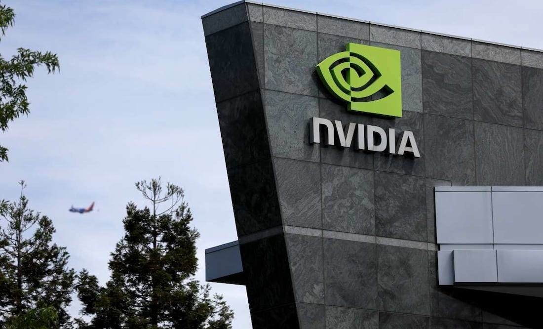 Nvidia reanuda la venta a China de sus chips H20 para IA.Foto: X