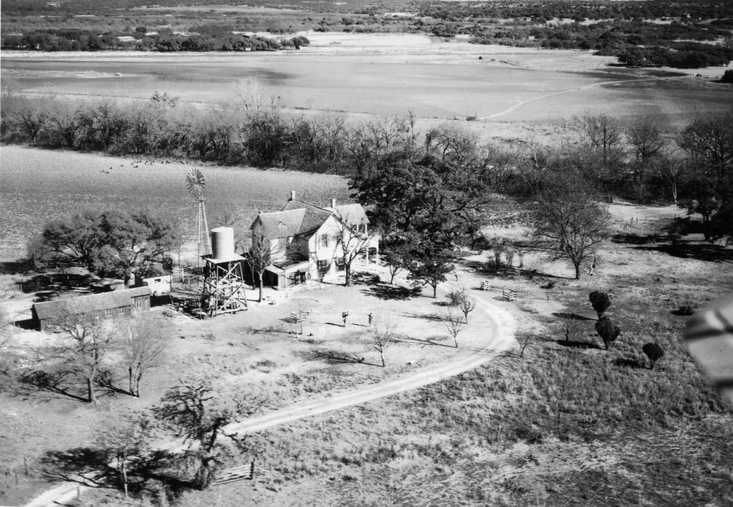 An aerial view of a farm

AI-generated content may be incorrect.