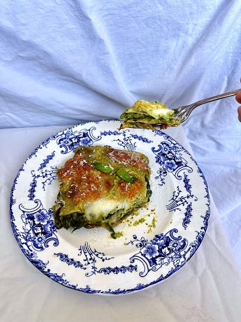 Pesto lasagna dish 