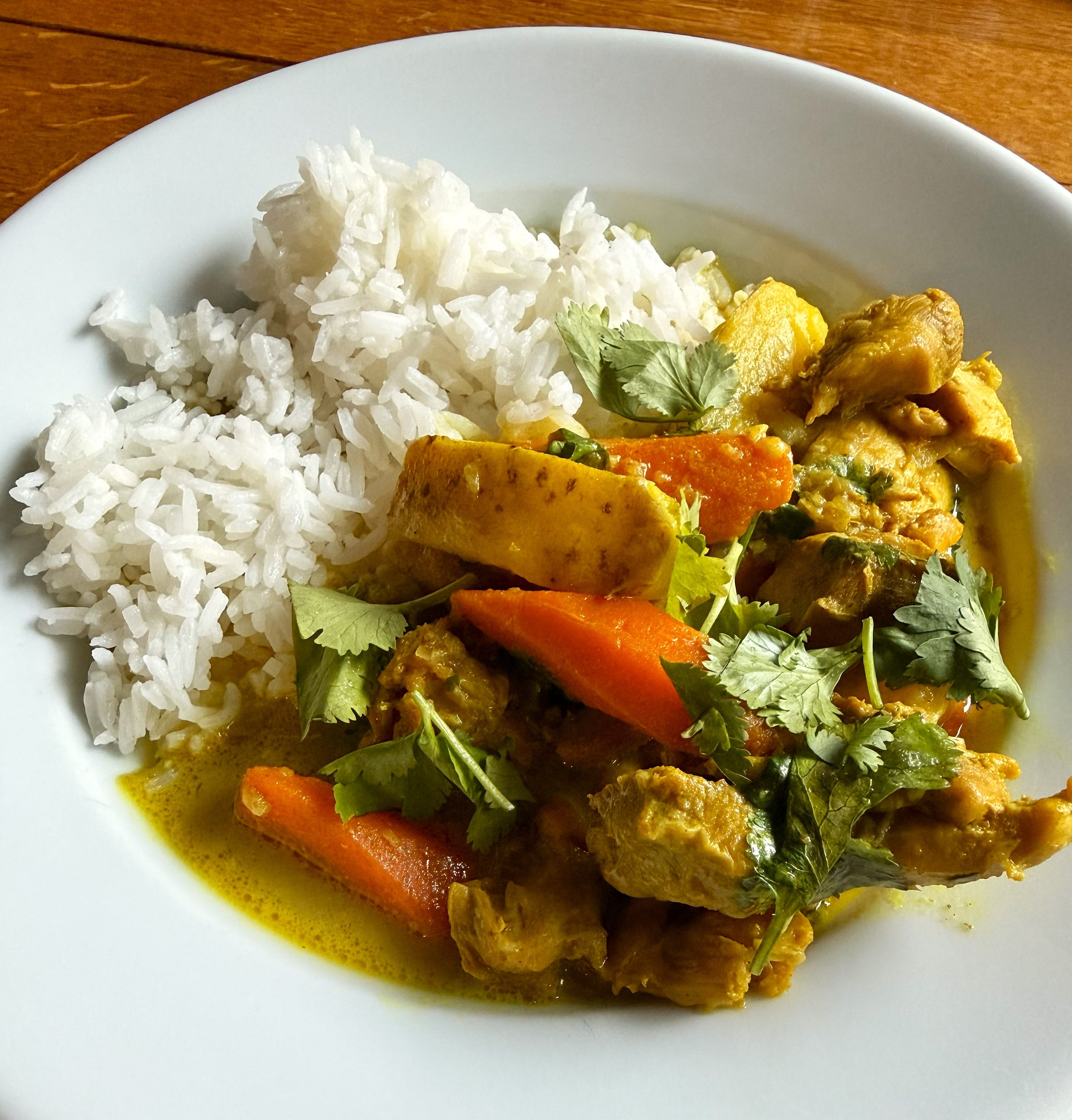 Malaysian-inspired Chicken Curry - by Leslie Bulut