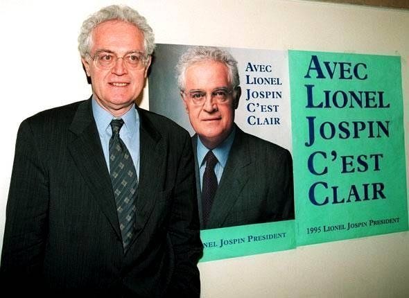 Pourquoi le bleu règne sur les affiches de campagne ?