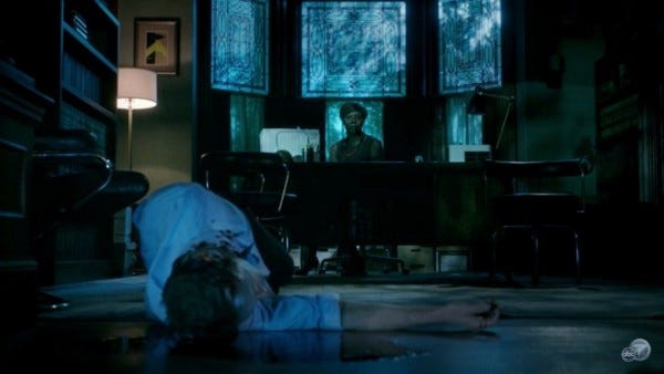 annalise looking at dead sam how to get away with murder 2015 images annalise looking at dead sam how to get away with murder 2015 images