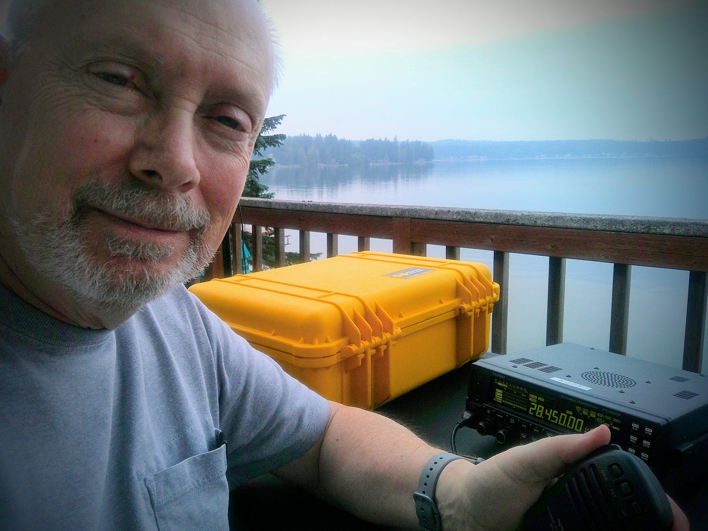 Tom KJ7T on 10 meters from the deck Tom KJ7T on 10 meters from the deck