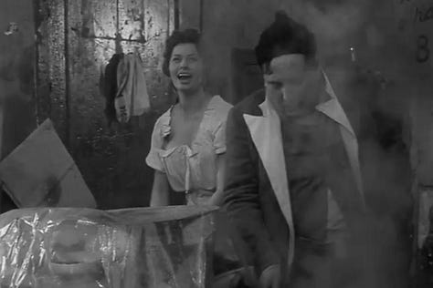 Sophia Loren serving pizza on the street in The Gold of Naples (1954) | Film Flavor: A Newsletter Surveying Food in Film