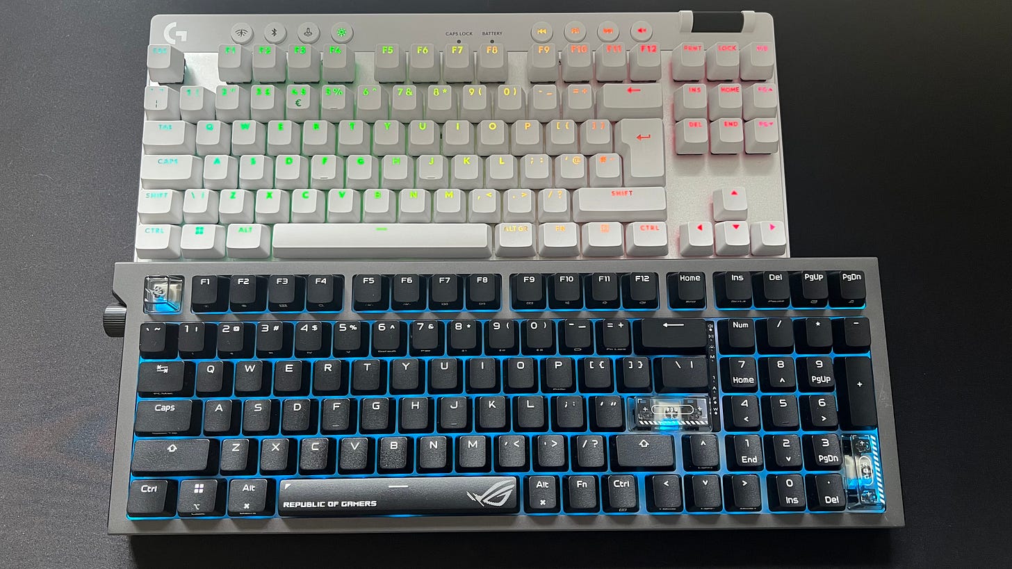 Asus ROG Strix Morph 96 vs Logitech Pro X TKL Asus ROG Strix Morph 96 vs Logitech Pro X TKL