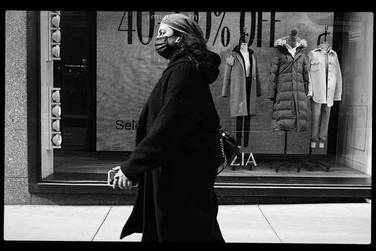 Sales on Fifth Avenue, New York City, 21 January 2021